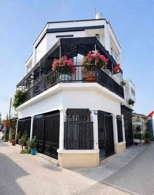 BÁN NHÀ GÓC 2 MẶT THOÁNG – HẺM 2680 HUỲNH TẤN PHÁT, HẺM RỘNG 3.5M
