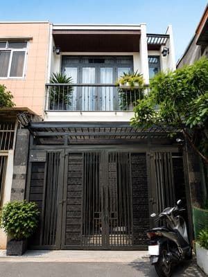 NHÀ HẺM CHỢ TÂN HƯƠNG SÁT MẶT TIỀN 50M DTCN 56M2 - 2 TẦNG, HẺM XE TẢI
