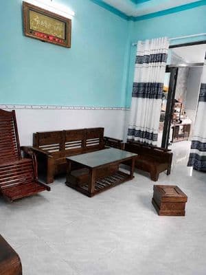 3.85 TỶ - NHÀ 2 TẦNG, 3 PN, GẦN CHỢ LONG TRƯỜNG
