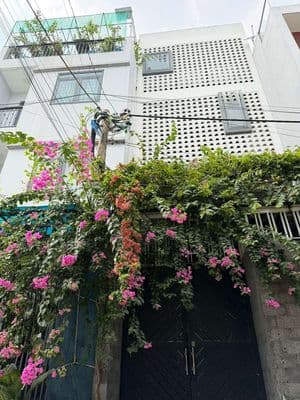 NHỈNH 5 TỶ, 90m2, 5 TẦNG , XE HƠI NGỦ NHÀ GIÁP TÂN PHÚ GẦN TTTM AEON