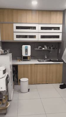 Căn Hộ 2PN Mặt Tiền Bến Vân Đồn Quận 4 Chính Chủ - Đầy Đủ Giấy Tờ