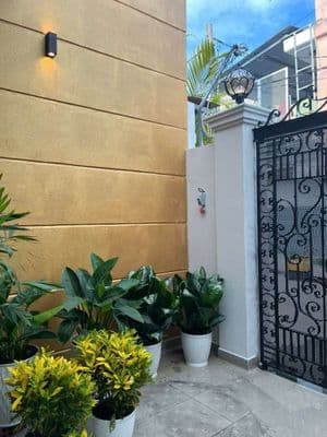 BÁN NHÀ CẤP 4 MƠI ĐẸP HẺM XE HƠI 4M 1902 LÊ VĂN LƯONG SỔ RIÊNG