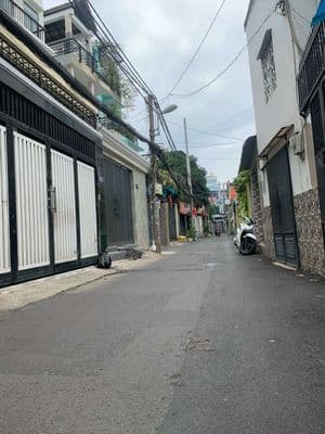 BÁN NHÀ Đ,KINH DƯƠNG VƯƠNG,HXH (4m x10m x 2 TẦNG ) GIÁ : NHỈNH 3TỈ TL