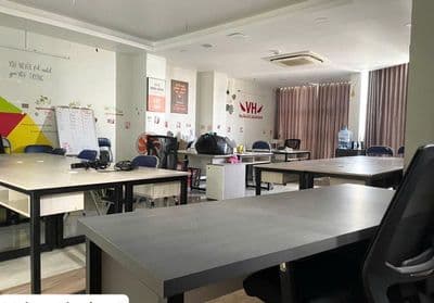Tôi bán nhà 4lau mặt tiền Phạm Hùng,quận 8,5.5x17m,thuê 38tr/th,17ty