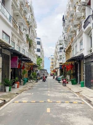🔥 Bán Nhanh Nhà 4m*16m,4 Tầng,6 PN , Hẻm ôtô 6M Thông - Nhĩn 6 T 👇