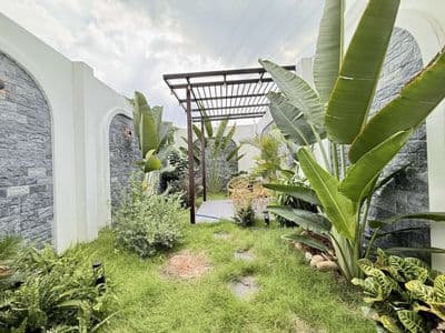 Siêu phẩm 4 tầng sân vườn Thang Máy Hẻm nhựa 12m Ngay Tô Ngọc Vân
