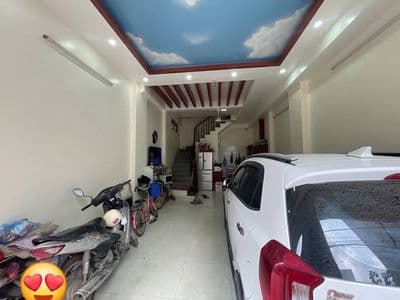 bán nhà 5 tầng Hoài Đức ô tô vào nhà