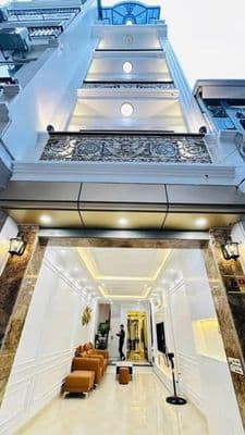 bán nhà 7 tầng Tôn Đức Thắng - 8.x Tỷ