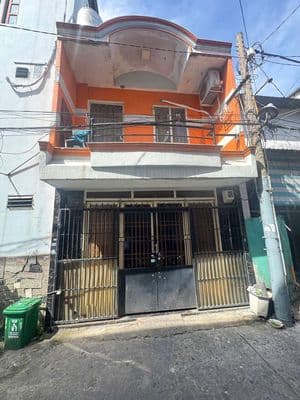 Nhà hxh thông sát chợ Bình Long đối diện Tân Phú giá 4.5 tỷ (TL)