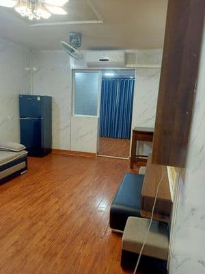 Chính Chủ Cần Bán Căn Hộ Tập Thể Nghĩa Tân, Tầng 4, DT 68m2,