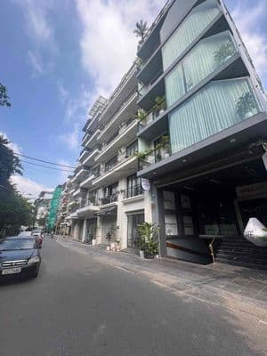 HẠ GẤP 5 TỶ BÁN TÒA CĂN HỘ TỪ HOA YÊN HOA VIEW HỒ TÂY – 9 TẦNG THANG M