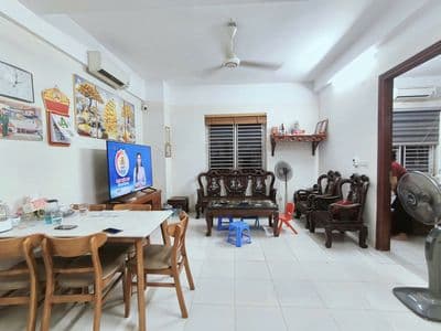 - 🏡 Cắt Lỗ Căn Góc 77m², 2PN Đẹp Nhất TP Giao Lưu – 5,65 Tỷ.