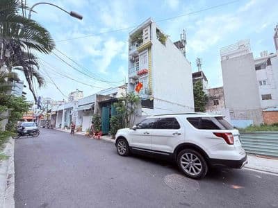 nhà cạnh big c trường chinh - 60 m2 3 tầng 6.9 tỷ oto ngủ nhà