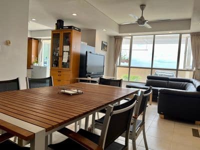 Bán căn hộ chung cư Đất Phương Nam, 141m2, 3PN, căn góc, 7.6 tỷ