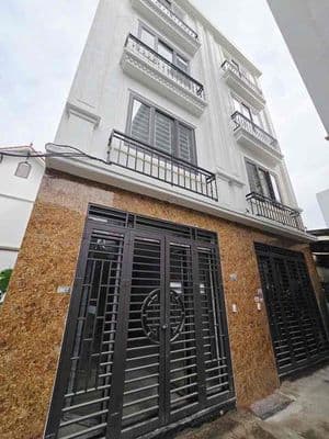 Nhà 4 tầng 39m2 gồm 4 ngủ gần ql6 biên giang hà đông giá 3,49 tỷ
