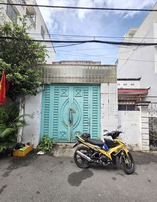 hẻm xe hơi gần đường Thạch Lam P Phú Thạnh DT 4mx20m c4 giá 7,2 tỷ tl