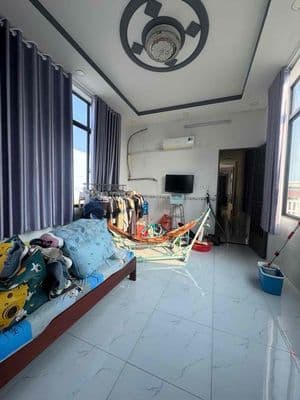 NHÀ 2 TẦNG GẦN PHÚ MỸ HƯNG – 200M2 GIÁ TỐT QUẬN 7
