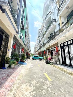 Hiếm - Nhà có phòng xông hơi - Ngang Khủng gần 6m - 5,xT