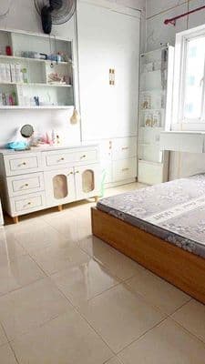 BÁN GẤP 55m2 , 2 tỷ100 - SHR , CC NHẤT LAN 3 , TÂN TẠO