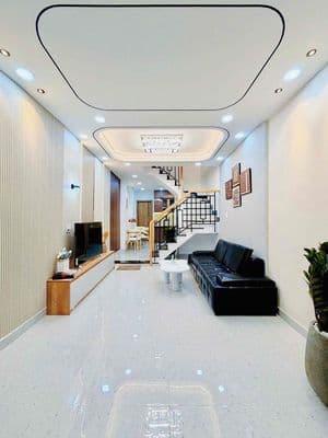 PHAN XÍCH LONG PHÚ NHUẬN - HẺM THÔNG - 2 TẦNG (3PN) 1PN Trệt, DT: 40m2