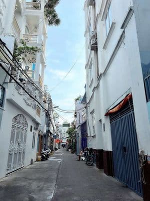 NHÀ 2 TẦNG DTSD 90M2, HẺM 🚘 QUAY ĐẦU LÂM VĂN BỀN, NHỈNH 5🧄 VÀO Ở NGAY