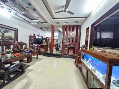 Bán Nhà Mặt Tiền đường 147, gần CĐ Công Thương, PLB Quận 9 DT: 6 x 23
