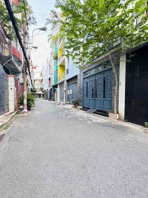Tân Bình - Xe Hơi Thông - Khu Cao Tầng - 61M2 4.1 x 15 - Vuông Vức