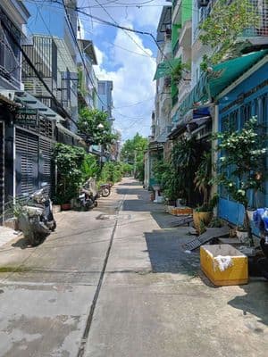 nhà q3 hẻm xe hơi ngay trung tâm