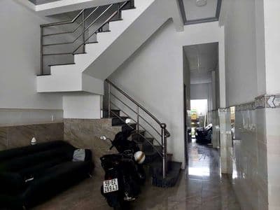Giảm 500tr, cần bán nhà Nguyễn Phúc Chu để trả nợ ngân hàng