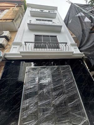 Nhà Đẹp Giá Quất Long Biên , Sổ Đỏ Chính Chủ , Giá Rẻ Chờ Thời