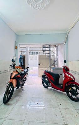 Bán nhà 4 tầng, thu nhập 27tr/tháng Phạm Thế Hiển P4. Q8