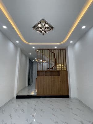 BÁN NHÀ KHU ĐƯỜNG HỒ XUÂN HƯƠNG GIÁ 8.8 TỶ