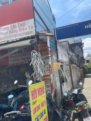 NHÀ 2 MẶT TIỀN ĐƯỜNG BÌNH LONG CẦN BÁN