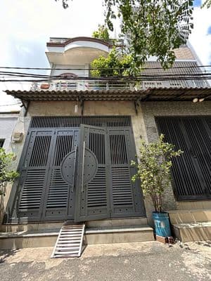 Gấp Bán Nhà Đẹp 3Tầng 51m² BTCT, Hẻm 6M Gần Mặt Tiền, Chỉ 5,5 tỷ