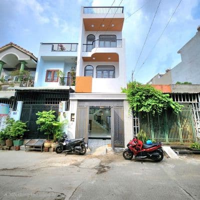 Chính chủ cần bán nhà 4 tầng chợ Long Trường Quận 9