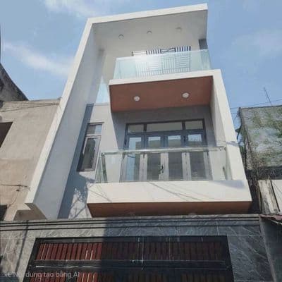 Chính chủ bán nhà đối diện Đại học Tài chính Marketing quận 9