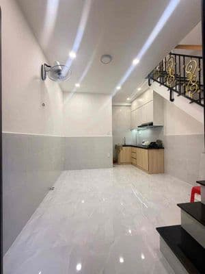 HƠN 1 TỶ CÓ HỘ KHẨU SG - NHÀ NHỎ XINH CHO GD TRẺ - SV - MỚI ĐI LÀM