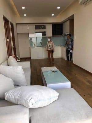 CẤN BÁN FLORA NOVIA 2PN2WC, CÓ BAN CÔNG, NHÀ MỚI ĐẸP, CÓ SỔ 4.2 TỶ