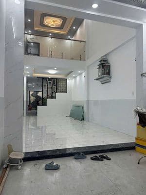 Gấp !!! Bán nhà Mặt Tiền đường Tân Quý