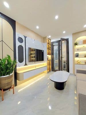 Em trai nhờ bán căn tập thể tầng 3 - Thanh Nhàn - 70m2 - hơn 2 tỷ