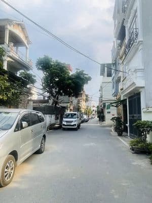 bán nhà 5 tầng gần Nhổn nhà đẹp thang máy