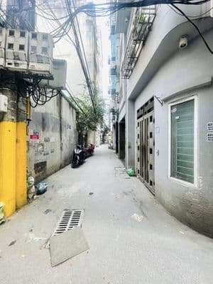 Nhà Mỹ Đình gara ô tô, ngõ thông 5 tầng