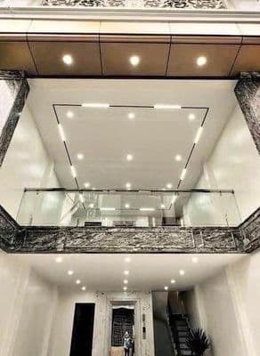 Nhà Đội Cấn 5 tầng, full vip, nhỉnh 6 tỷ