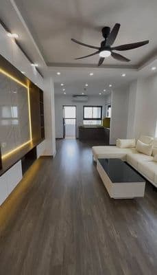 Căn hộ chung cư Khương Đình, Thanh Xuân 73m2, 2PN, view hồ