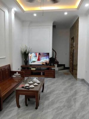 bán nhà 6 tầng Pháo Đài Láng trung tâm Đống Đa