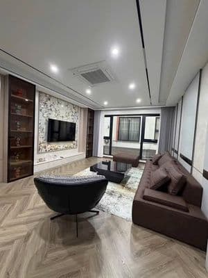bán nhà 7 tầng Ngọc Thụy giá 16 tỷ