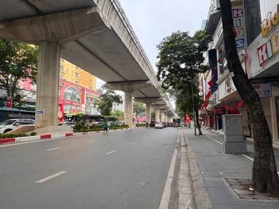 bán tòa nhà 8 tầng quận Cầu Giấy mặt phố