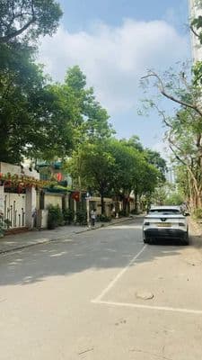bán nhà 7 tầng Nghĩa Đô thang máy gara ô tô