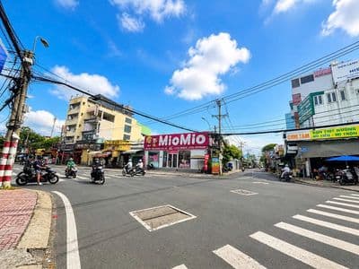 CHỈ HƠN 12,99 TỶ DÃY TRỌ HẺM XE HƠI THÔNG HOÀNG DIỆU 2 - NGANG 9M