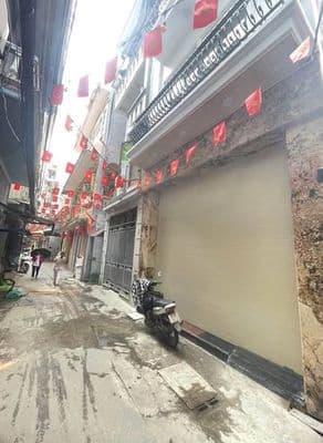 bán nhà ngã 6 ô chợ dừa đống đa mặt tiền rộng